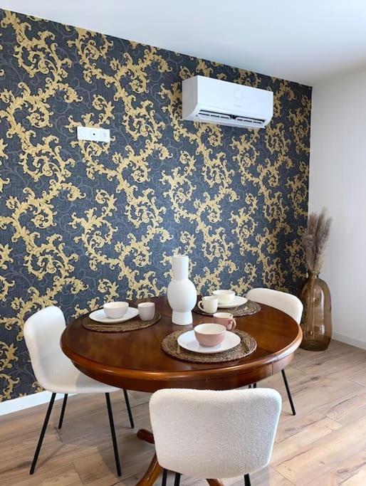 Villa Contemporaine Chatellerault Bagian luar foto