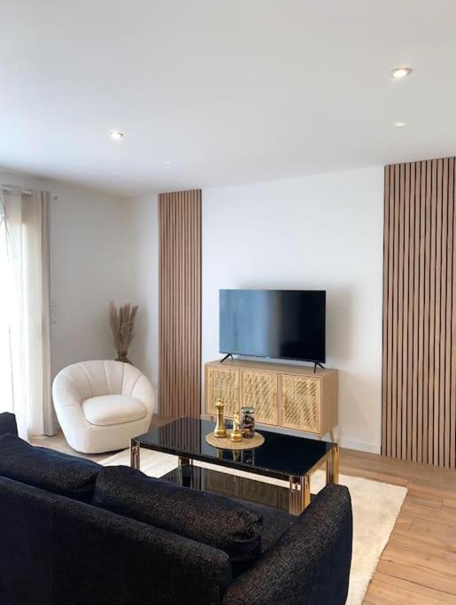 Villa Contemporaine Chatellerault Bagian luar foto